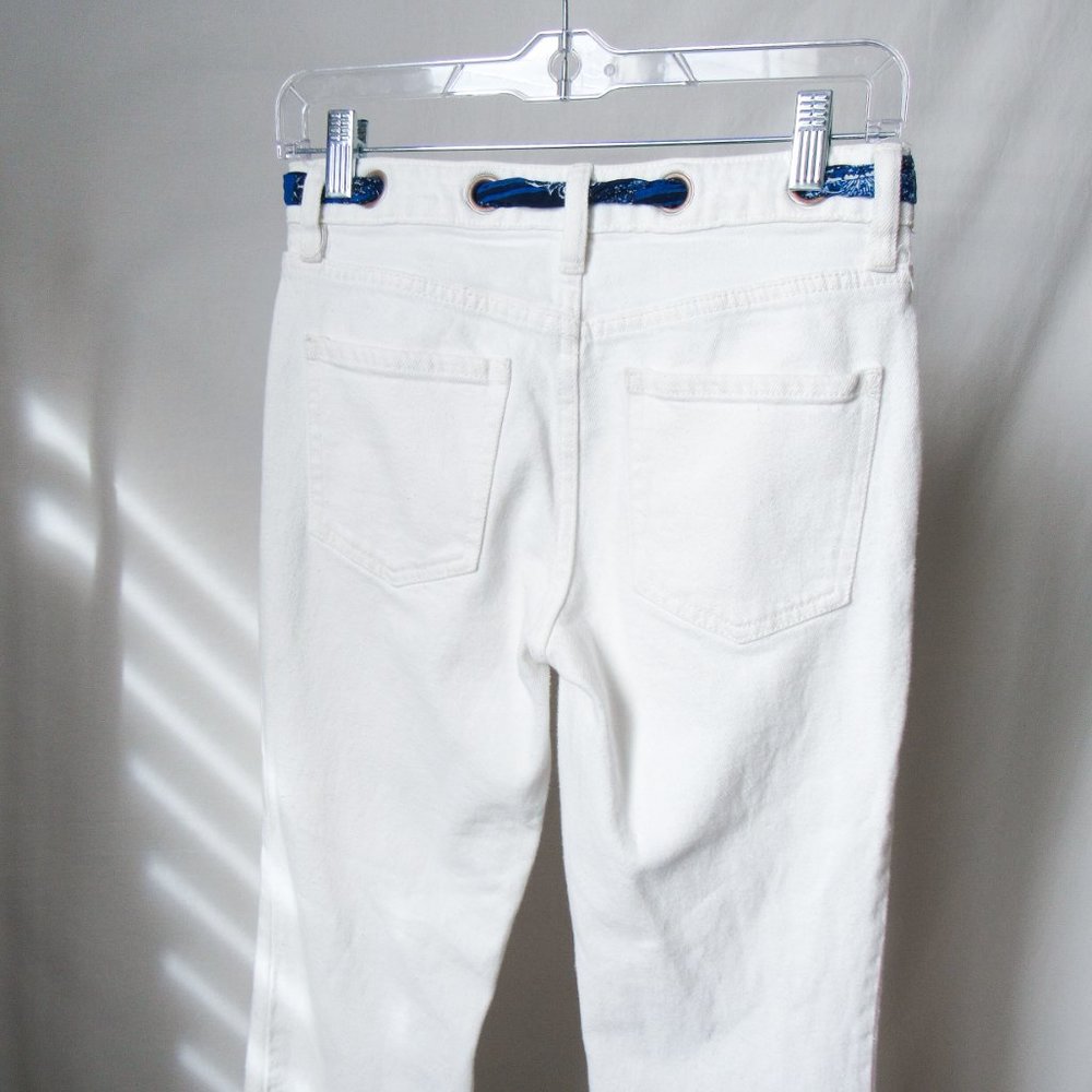✨WE THE FREE✨ Free People White Denim Pants with Bandana Print Belt Size-25, XS. - Picture 8 of 10